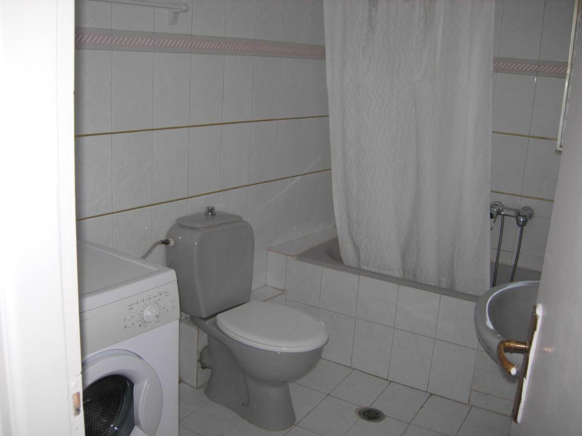 B1 Apt Mytilini Экстерьер фото